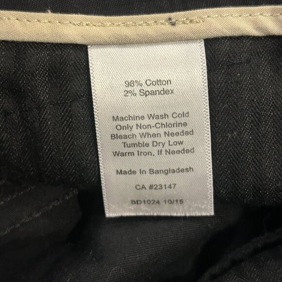 Talbots Black Casual Chino Bermuda Shorts Size 2 - Picture 4 of 8